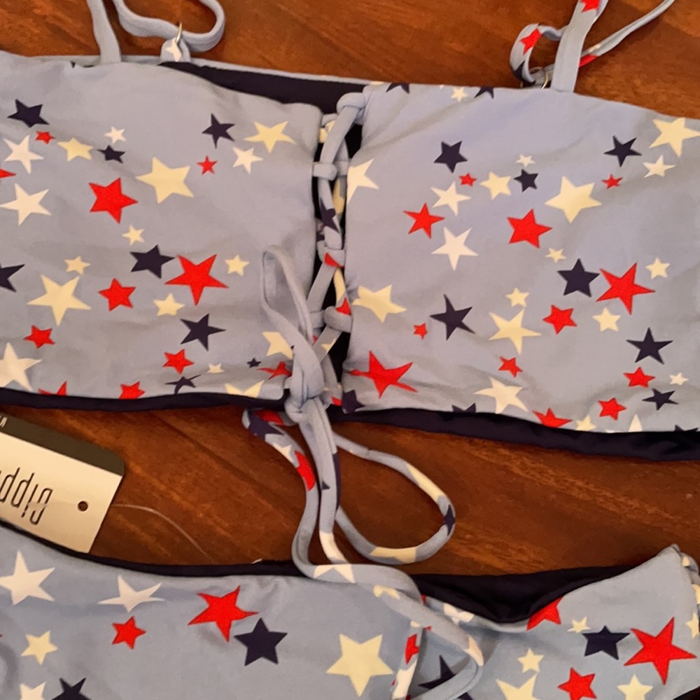 🆕Dippin’ Daisy’s Sky Star bikini set - Picture 11 of 15